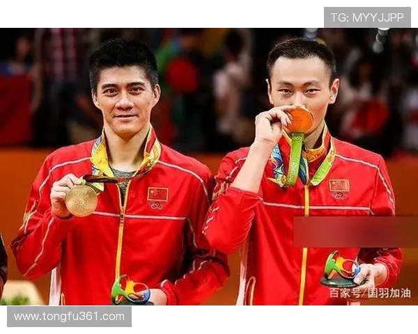 成都羽毛球队与上海羽毛球队赛后复盘分析力量对比与战术探讨