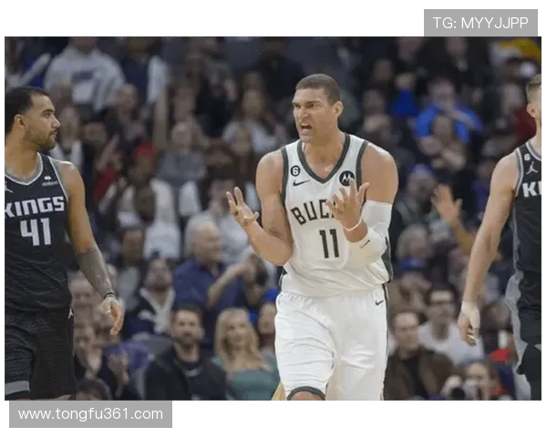 布鲁克洛佩斯:从NBA巨星到篮球战术的创新者与领导者 布鲁克洛佩斯:从NBA巨星到篮球战术的创新者与领导者